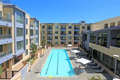 100 grand apartments foster city